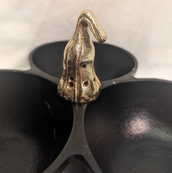 Pumpkin shaped salsa bowl - Picture 4 of 5